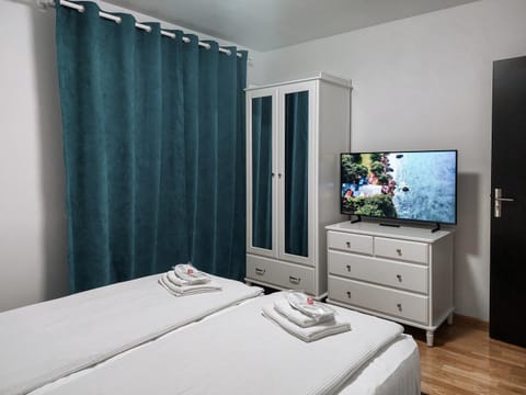 TV and multimedia, Bedroom
