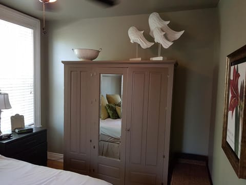 Hellemsfield Inn & bed and breakfast Bed and Breakfast in Kingsville