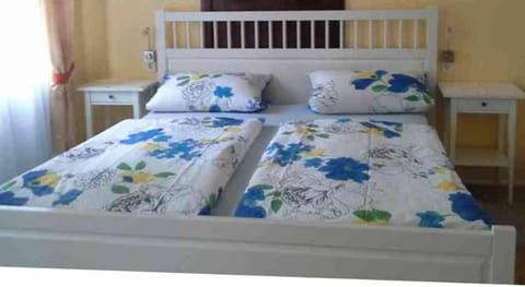 Gästehaus zum Moseltal Inn in Cochem-Zell