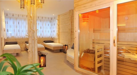 Massage, Sauna, Sauna