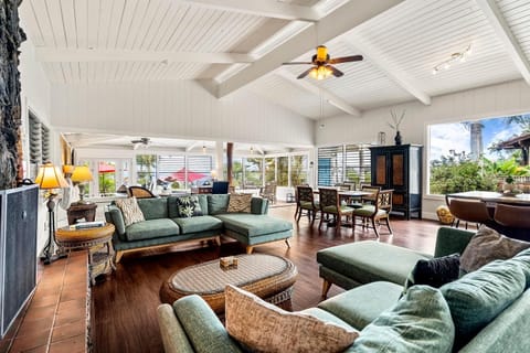 Koana Breeze House in Honalo