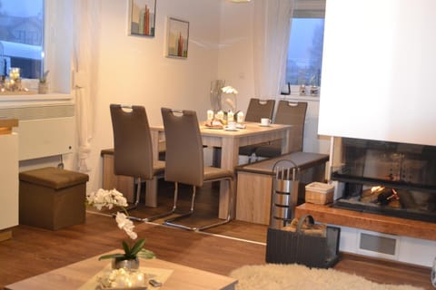 DomekTomek z kominkiem i ogrodem 1000m House in West Pomeranian Voivodeship, Poland