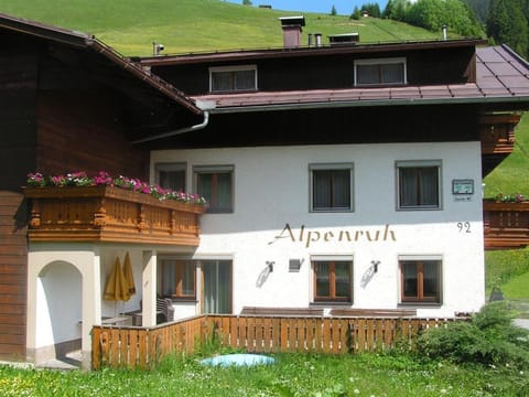 Gästehaus Alpenruh Apartment in Tyrol