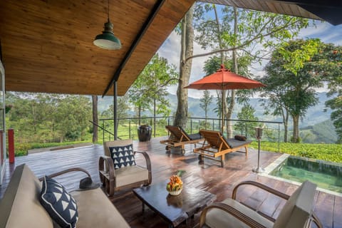 Property building, Balcony/Terrace, Mountain view