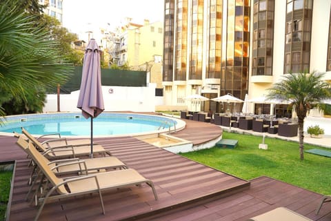 Property building, Swimming pool