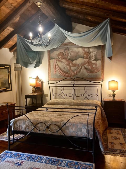 Torre de Salis Bed and Breakfast in Province of Brescia