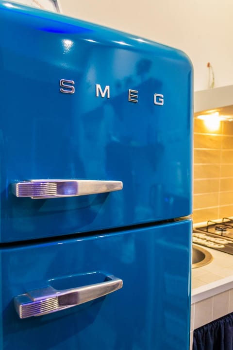 Kitchen or kitchenette, Communal kitchen, Breakfast