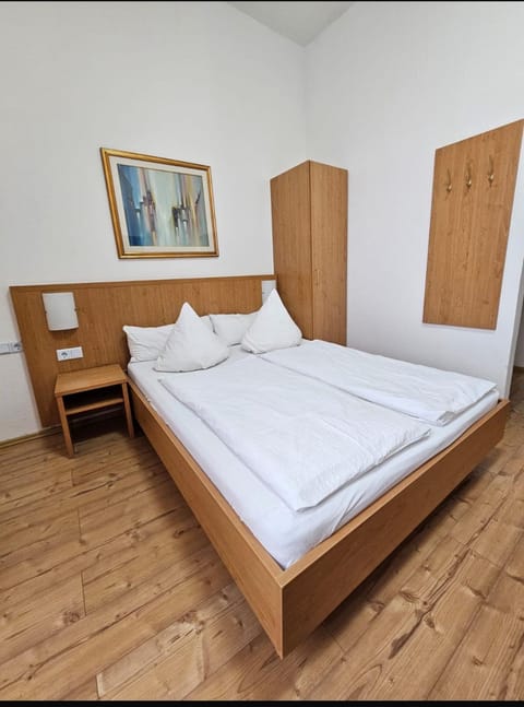 Hotel Restaurant Schwert Hotel in Strasbourg