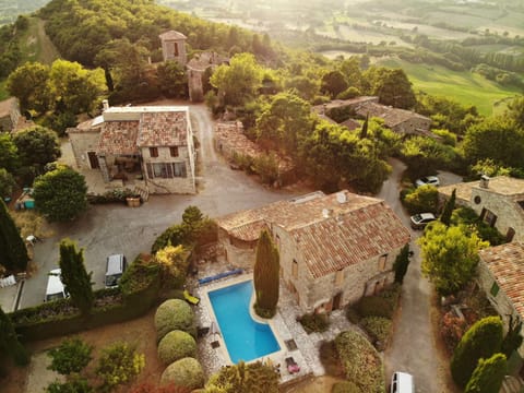 Property building, Natural landscape, Bird's eye view, Swimming pool