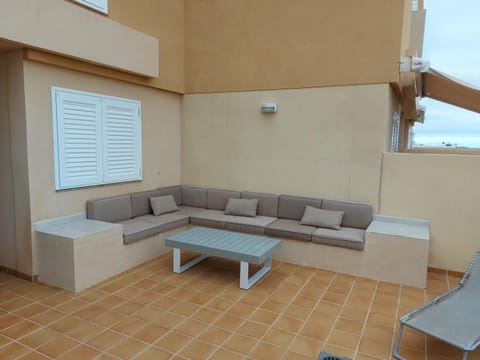 Patio, Balcony/Terrace, Seating area