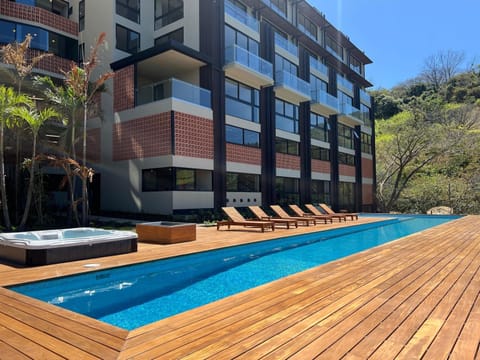 Hot Tub, Pool view, Swimming pool
