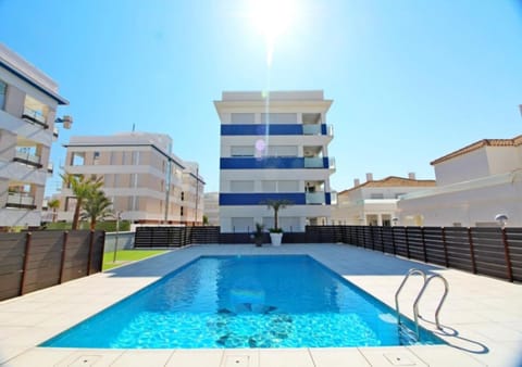 Property building, Swimming pool, Swimming pool