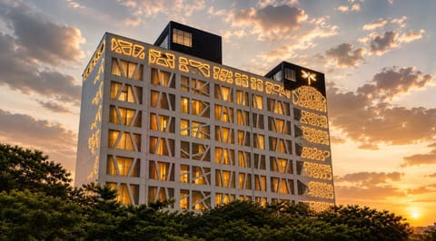 Property building, Facade/entrance