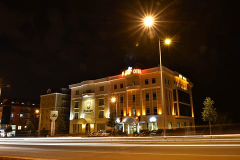 Property building, Night