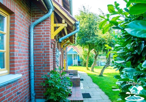 Facade/entrance, Day, Summer, Garden, Garden, Garden view