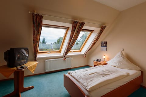 Day, Photo of the whole room