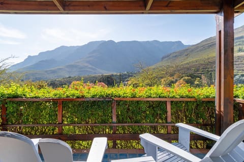 Day, Natural landscape, View (from property/room), View (from property/room), Balcony/Terrace, Autumn, Location