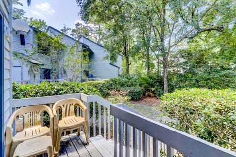 3 BR 3 BA Updated Luxury Oceanbreeze Bikes & Beach Gear included House in South Forest Beach