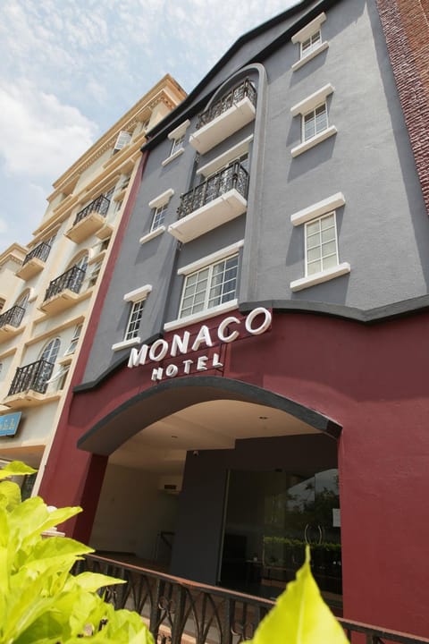 Property building, Facade/entrance, Property logo or sign