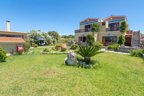 Property building, Natural landscape, Garden view