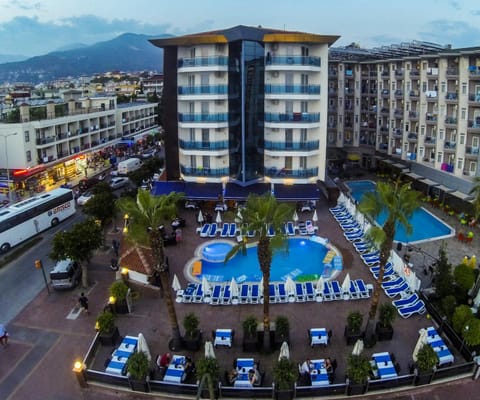 Nearby landmark, Bird's eye view, Balcony/Terrace, City view, Mountain view, Pool view