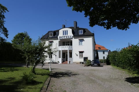 Facade/entrance, Garden, Garden view