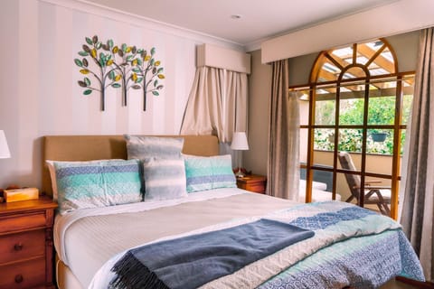 Patio, Bed, Balcony/Terrace, Bedroom
