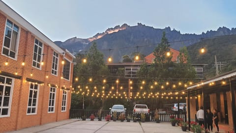 Property building, Nearby landmark, Mountain view