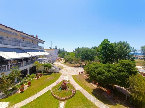 Property building, Facade/entrance, Garden, Garden view, Sea view, Sea view