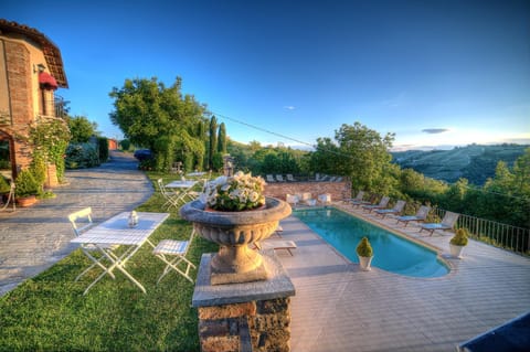Pool view, Pool view