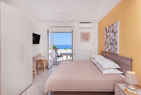 View (from property/room), Balcony/Terrace, Photo of the whole room