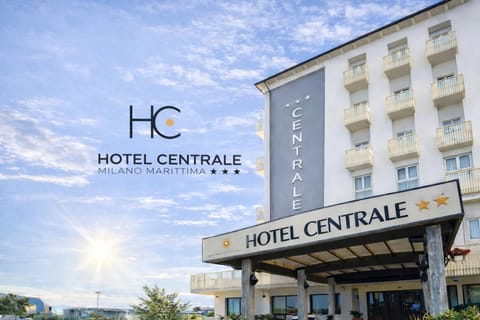 Hotel Centrale FRONTEMARE Hotel in Milano Marittima
