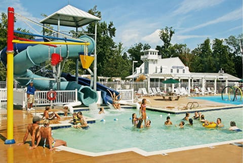 Aqua park, Swimming pool