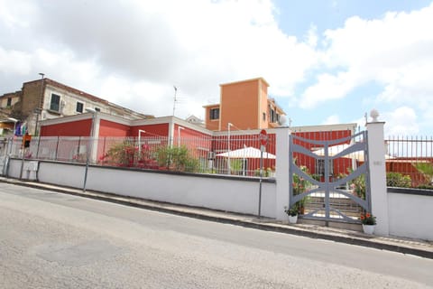 Golden Mile B&B Bed and Breakfast in Ercolano