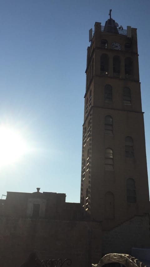 Day, Landmark view