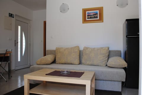 Ciovo Apartments Apartment in Okrug Gornji