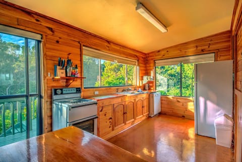 Coffee/tea facilities, Kitchen or kitchenette