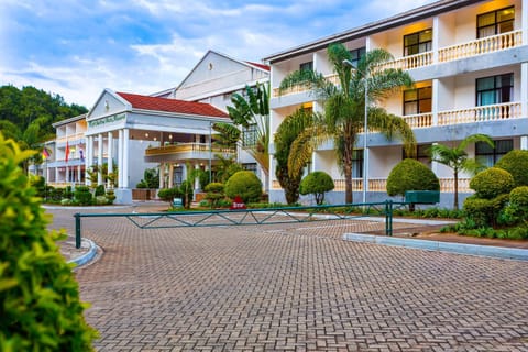 Property building, Garden view