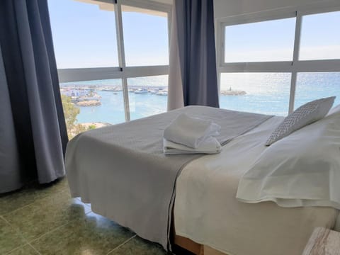 Bedroom, Sea view