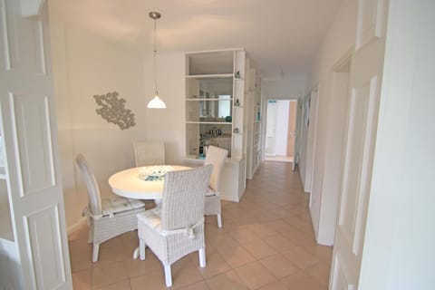 WellenRausch Living "Backbord" Apartment in Lubeck