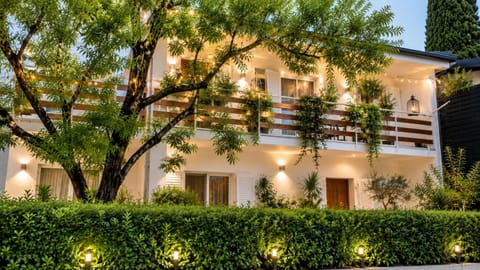 Property building, Facade/entrance, Balcony/Terrace, Sunset