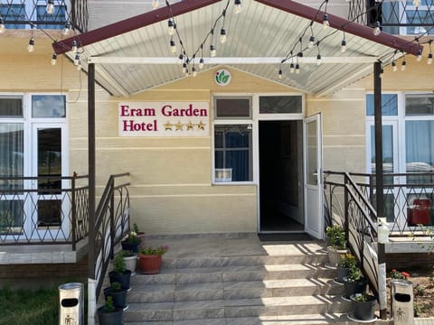 Property building, Facade/entrance, Day