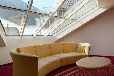 Lobby or reception, On site