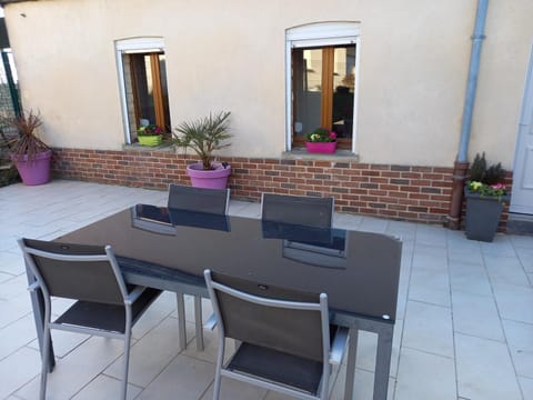 Property building, Balcony/Terrace