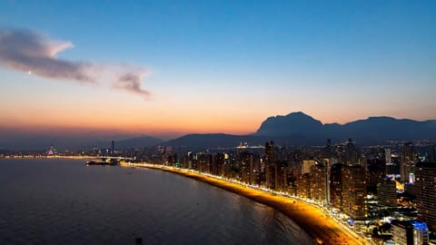 City view, Mountain view, Sea view