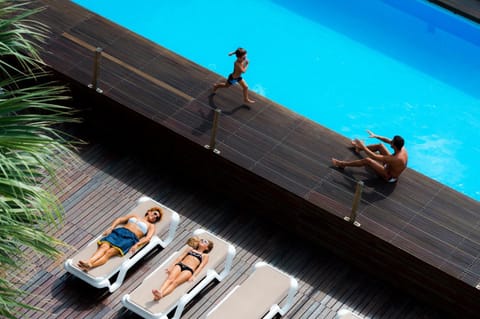 Bird's eye view, Solarium, Pool view