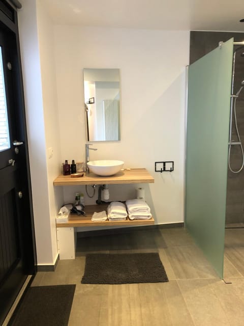 B&B de grote Zeearend Villa in Zeeland, Netherlands