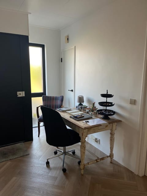 B&B de grote Zeearend Villa in Zeeland, Netherlands