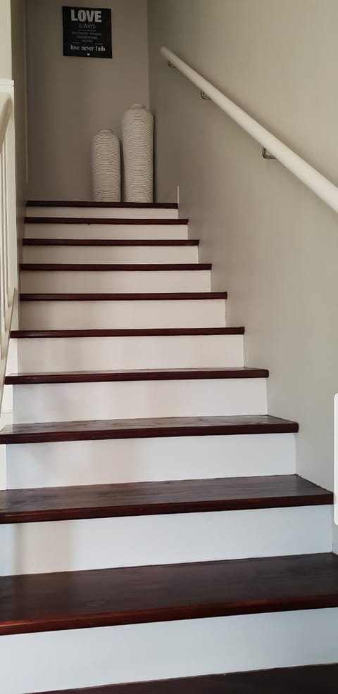 Waterfront - Lagoon Terrace Nr.17 Apartment in Knysna