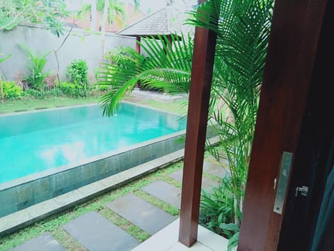 Family 4 bed room villa private pool Apartment in Kuta
